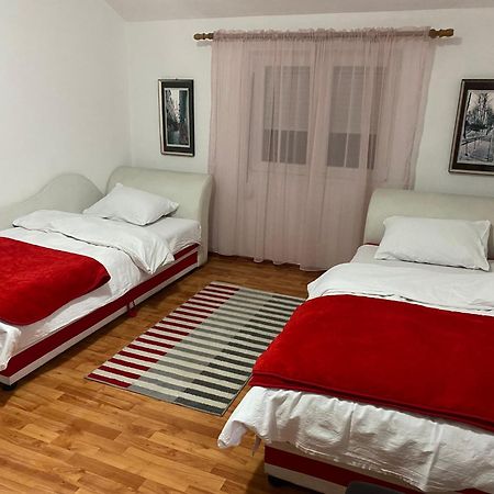 Apartmani Breze Podgorica Exterior foto